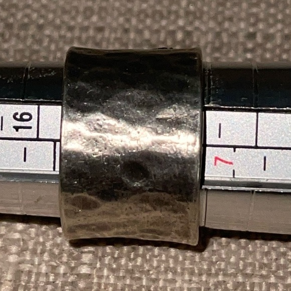 925 Sterling Silver Ring - Picture 4 of 6